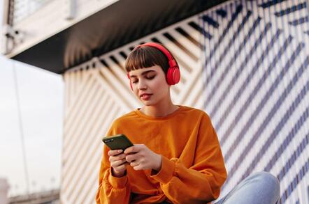 How To Promote Your Music On Spotify, Tiktok And Youtube: The Best Strategies Of 2025