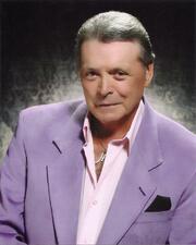 Mickey Gilley Returns To Touring After Paralyzing Accident In 2009