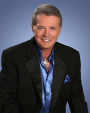Mickey Gilleys Urban Cowboy Legend Continues With 35th Anniversary Concert Tour
