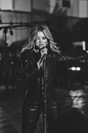 Kate Moss Stars In Elvis Presley Music Video The Wonder of You