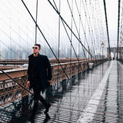 Alex Di Leo Releases Official Music Video For Brooklyn Bridge