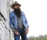 Dallas Moore Shares New Single Everything But You