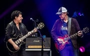 Neal Schon & Joe Bonamassa Join Forces In Las Vegas!