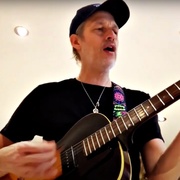 Andy Bell Releases Video To New Single She Calls The Tune