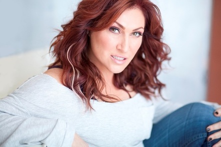 Jo Dee Messina To Sing The National Anthem At The Kentucky Derby Saturday, May 3
