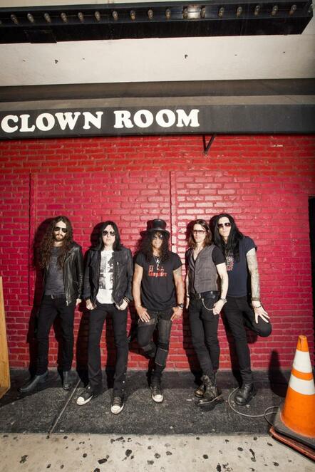 Slash Featuring Myles Kennedy & The Conspirators To Release 'World On Fire;' New Album Out Sept. 16