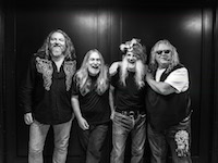 Kentucky Headhunters Celebrate 25 Years Of Pickin' On Nashville