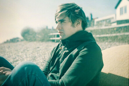 Charlie Simpson Adds New UK Tour Dates!