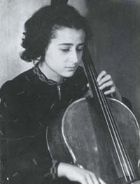 Auschwitz Survivor Plays Cello For First Time In Over A Decade For Film Score