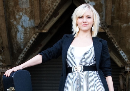 Philippa Hanna: Unsigned UK Artist To Take On The USA Thanks To Music Export Growth Grant