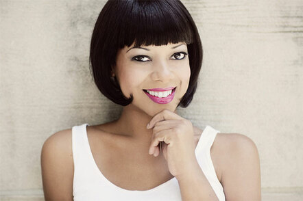 Carmelina Is Back With A New Single!