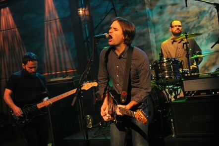 Death Cab For Cutie's "KINTSUGI" Debuts At #1 On Current Alternative Chart & #5 On Top Current Album Chart