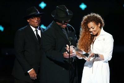 Reunion Of Janet Jackson, Jimmy Jam And Terry Lewis Is Unbreakable And No 1!