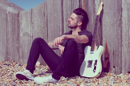 Ben Haenow Releases Pensive New Single 'Falling Down'