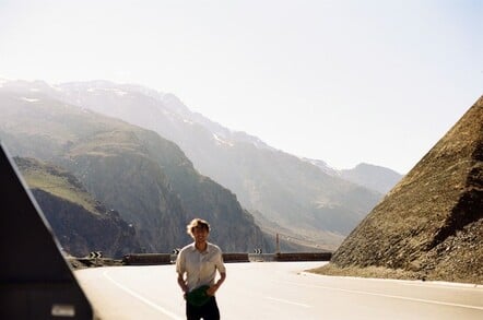 Ben Howard's New Song "Towing The Line" Premieres Now; European Tour Dates Sold Out!