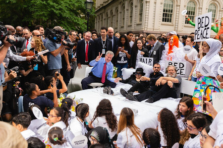 Yoko Ono, Ringo Starr, Jeff Bridges Recreated Historic Bed-In With John Lennon Educational Tour Bus