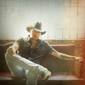 Jason Aldean Congratulates 2018 CMA Broadcast Awards Winners In Early Reveal