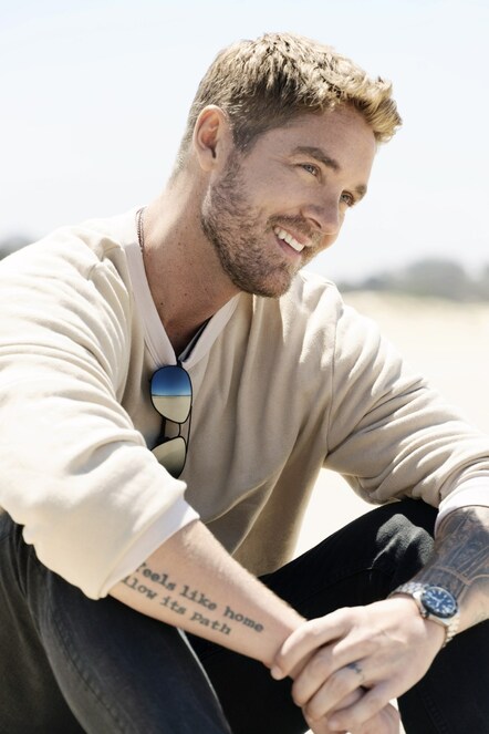 Brett Young To Receive Songwriter-Artist Of The Year Honor At 56th Annual ASCAP Country Music Awards