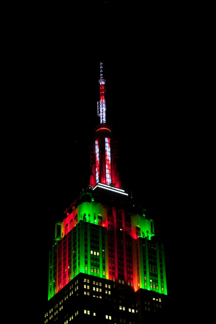 Empire State Building Promise A "White Christmas" With Annual Holiday Music-To-Light Show Featuring OneRepublic