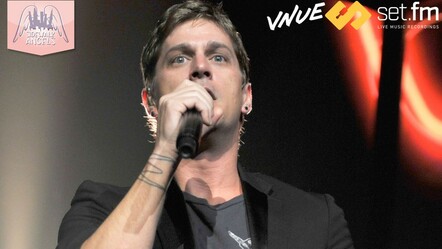 Rob Thomas And set.fm Raise More Than $20K For Sidewalk Angels Foundation