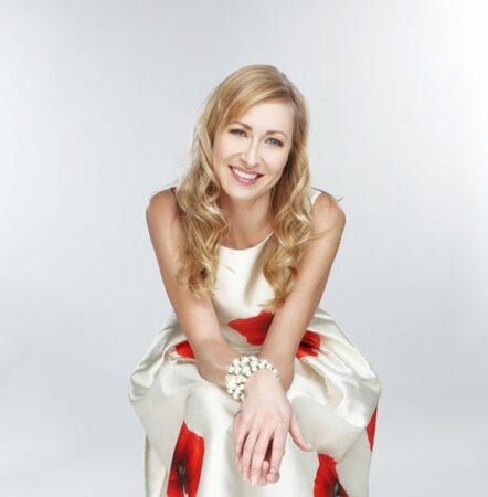 "Beautifully Patient And Timeless" National Coverage In Jazziz And Jazztimes Greets Joyful, Witty Debut By Vancouver-Based Singer Angela Verbrugge, CD Debuts At #1 On iTunes