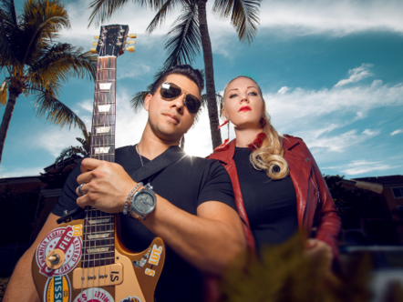 Miami Rock Duo Blueashes Release Debut EP - Walking Solo