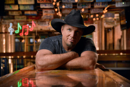 Garth Brooks And Seagram's 7 Crown Whiskey Declare This The Summer Of Dive Bars