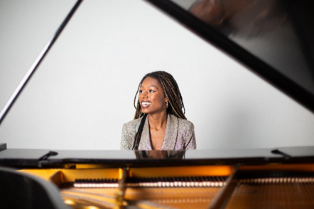 Isata Kanneh-Mason Romance A Celebration Of Women In Classical Music Debuts At The Top Of The UK Classical Artist Chart