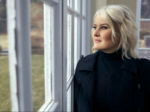 Grammy-Winner Paula Cole's New Album 'Revolution' Out 9/13