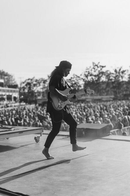 Tash Sultana Returns To North America For Cross-Country Tour