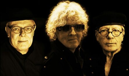 Mott The Hoople '74 Cancels Fall Tour