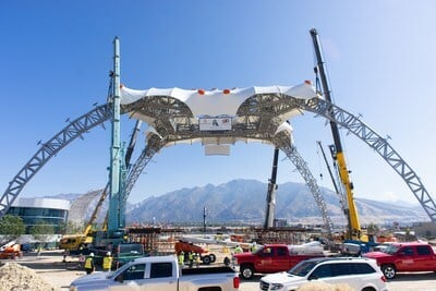 U2's Famous 360Â° Tour Stage Permanently Installed At Utah's Loveland Living Planet Aquarium