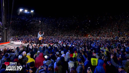 Garth Brooks Returns To Words With Friends With Custom, Vinyl Tile Style For Fans