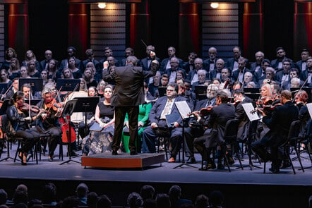 Music Director Gerard Schwarz Leads Palm Beach Symphony In Landmark Season Of The Symphony's First Televised Performance