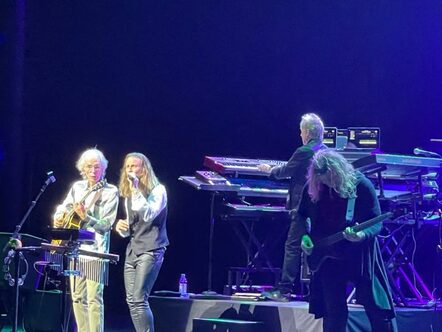 YES Now On The Road In The US Receiving Praise For Their 50th Anniversary Tour Of Iconic Album 'Close To The Edge'