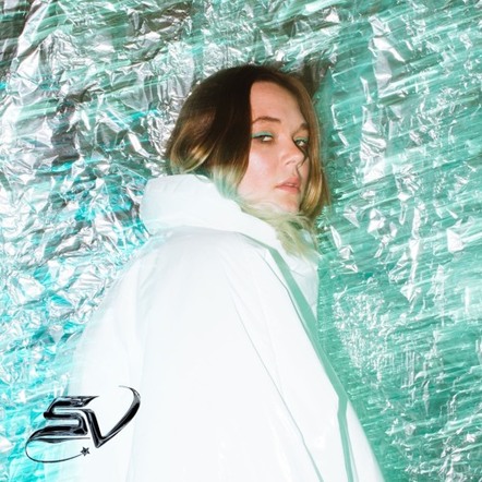 London Based Electronic Pop Singer/Songwriter Sofi Vonn Releases New Single "Rumors"