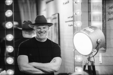 Jason Eady Releases New Single "Wayside" From Forthcoming Album Mississippi Out August 11, 2023
