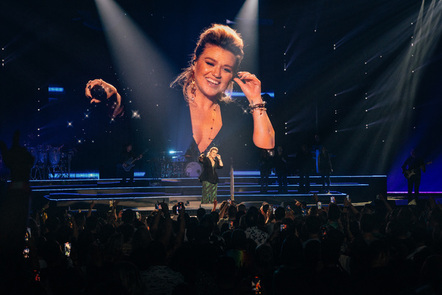 First Look At Kelly Clarkson's Las Vegas Residency!