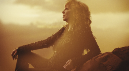 Reba McEntire Unveils Cinematic Music Video For "I Can't"