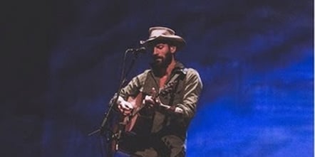 Ray LaMontagne Unveils New Single 'I Wouldn't Change A Thing'
