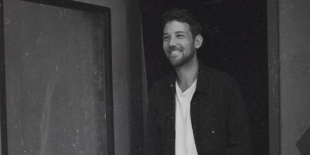 Robin Pecknold Of Fleet Foxes To Play First Solo Acoustic 2024 North American Tour