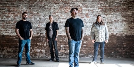 Staind Releases Deluxe Album With Brand New Song!