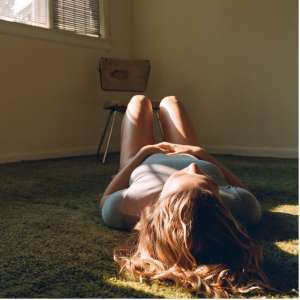 Maggie Rogers Unveils New Single "In The Living Room"