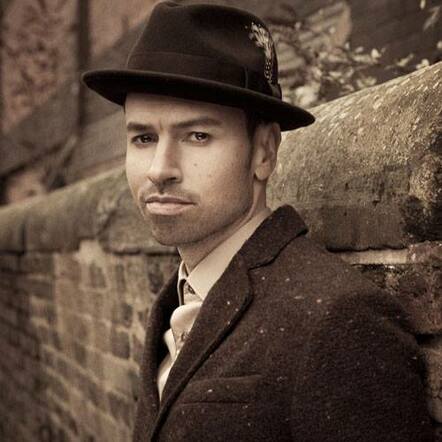 King Of Vintage, Si Cranstoun Gets Playlisted On BBC Radio 2 And Magic... What's Next For The Rock N Roll Star?
