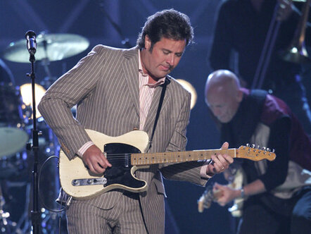 Country Superstar Vince Gill To Headline The Good Sam Rally In Redmond, Oregon July 15