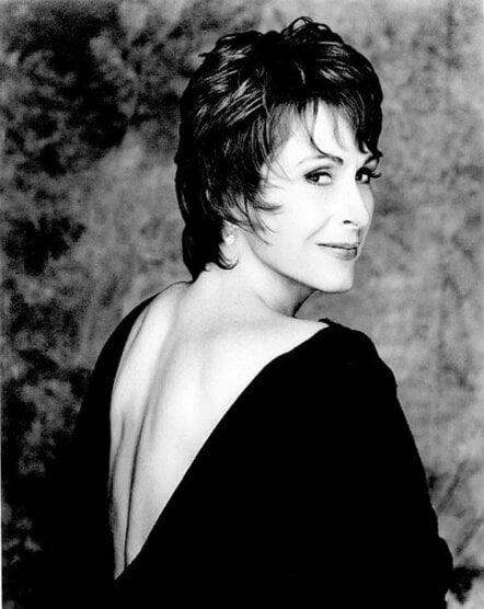 Amanda Mcbroom Teaches Vocal Performance