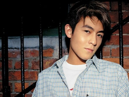 Edison Chen Joins The 2011 Zebra (Chengdu) Music Festival In A New Interactive Experience