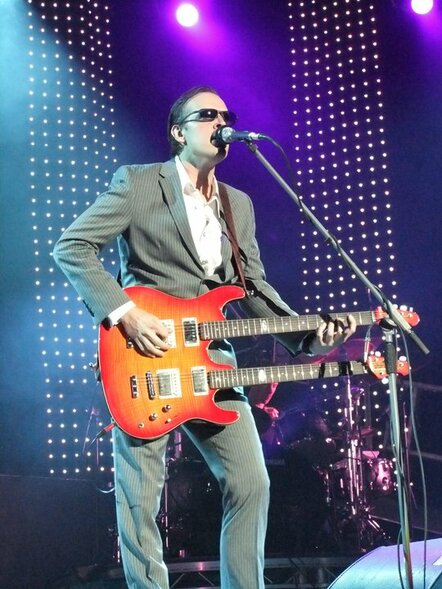 Lick Library Release Jam With Joe Bonamassa