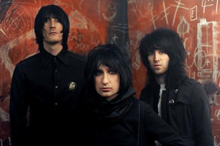 LostAlone Announces New UK Tour