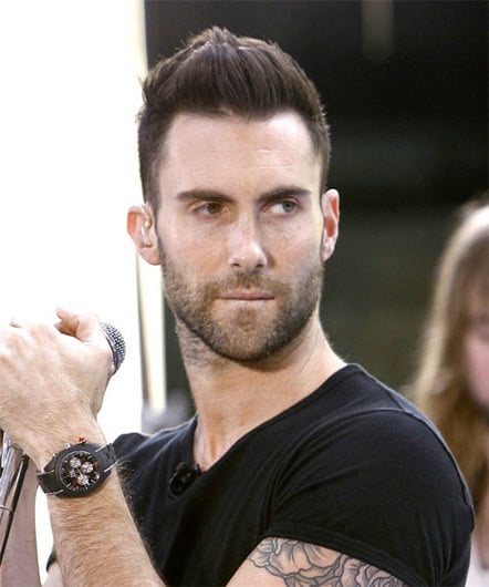 Maroon 5 Front Man Adam Levine Turns Golf Lessons Into Good For Teens With Cancer